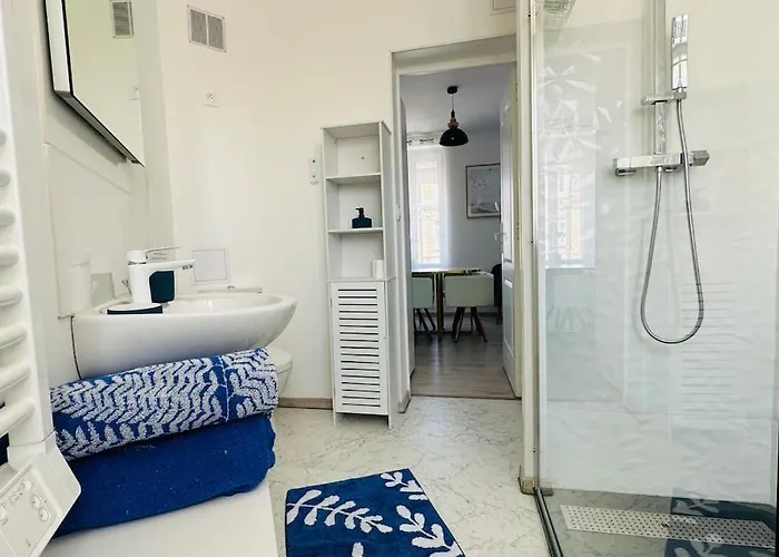 Chez Pierrot à 180m De La à Sur